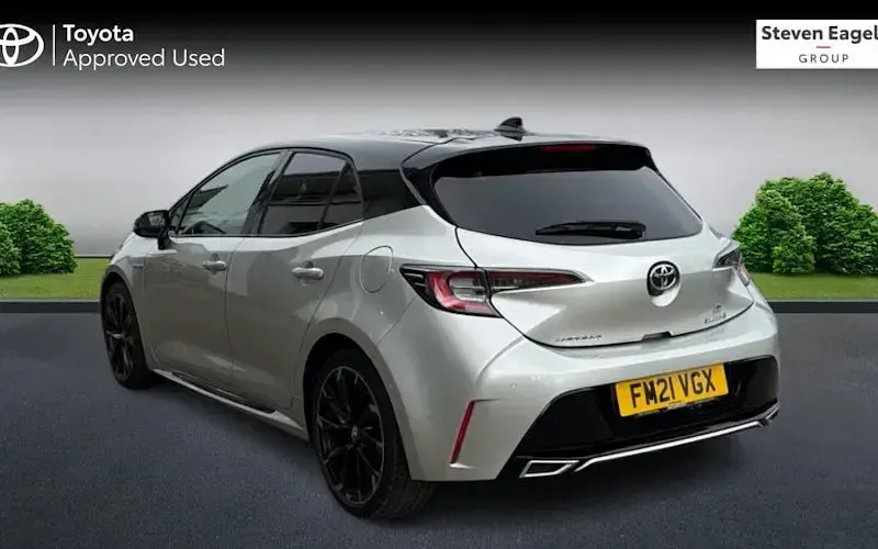 Usado Toyota Corolla Sport 184 HP (135 kW) 2022 Citadino