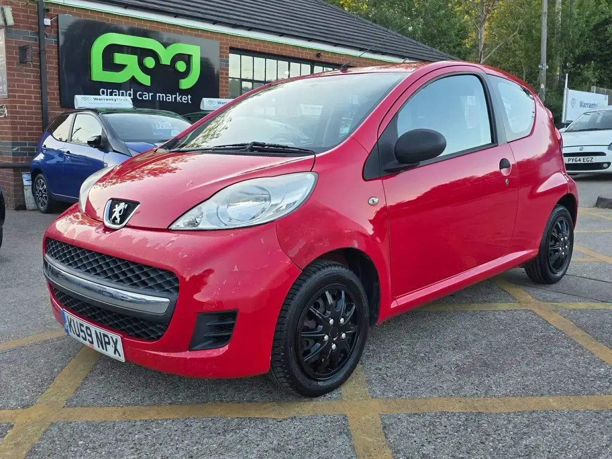 Second-hand Peugeot 107 68 CP (50 kW) 2009 Roșu Hatchback