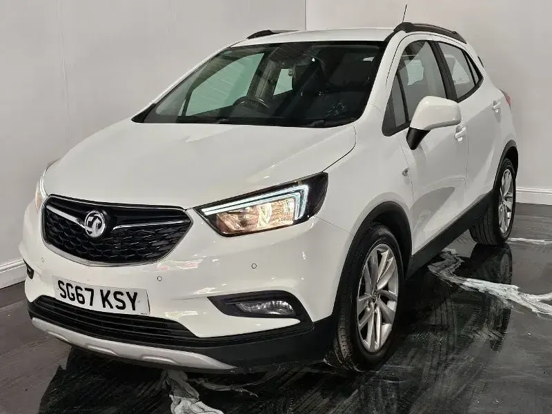 Used Vauxhall Mokka X Design Edition 140 HP (102 kW) 2017 White SUV