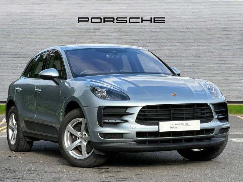 Dolomite silver metallic Used 2021 Porsche Macan SUV | £39,950 - Image 1/4