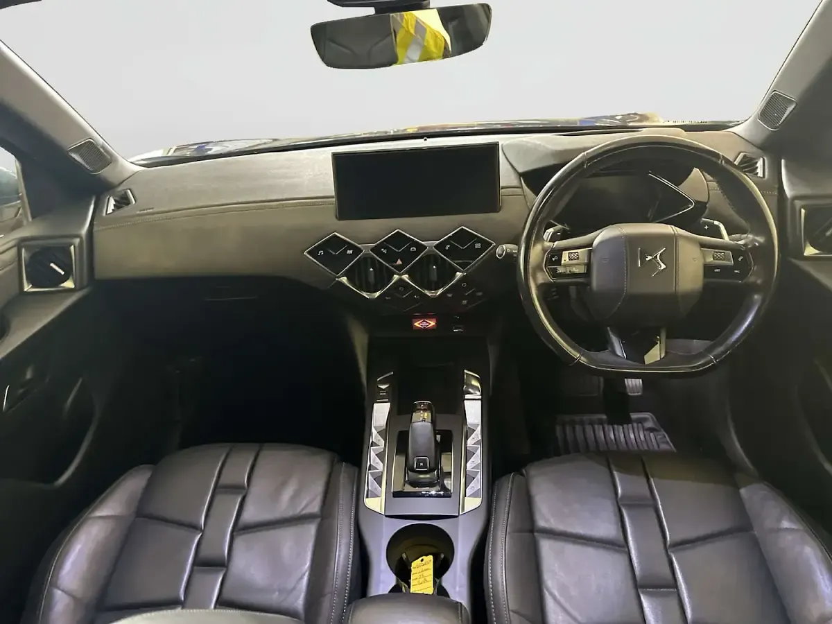 Used DS Automobiles DS3 Crossback Ultra Prestige 130 HP (95 kW) 2019 Purple SUV