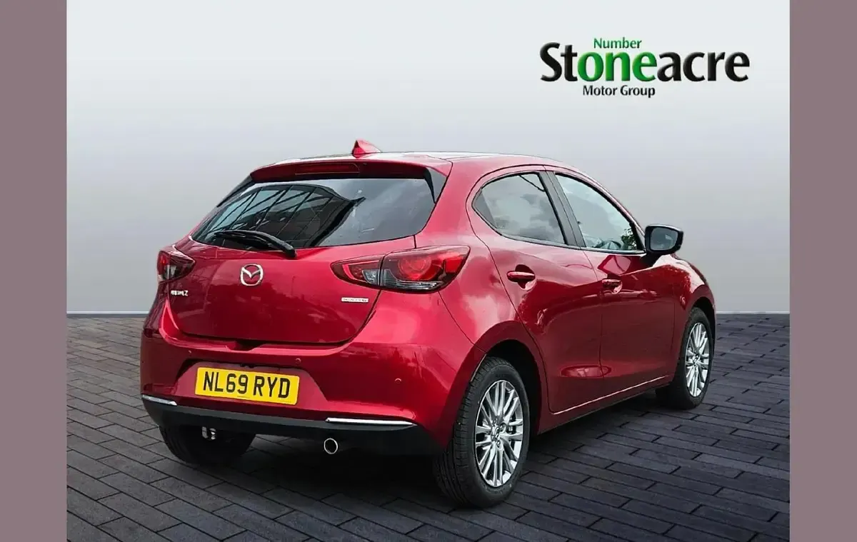 Used Mazda 2 Inclusive 88 HP (64 kW) 2019 Red Hatchback