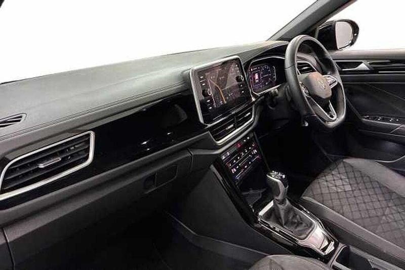 Used VW T-Roc R-line 150 HP (110 kW) 2023 Black SUV