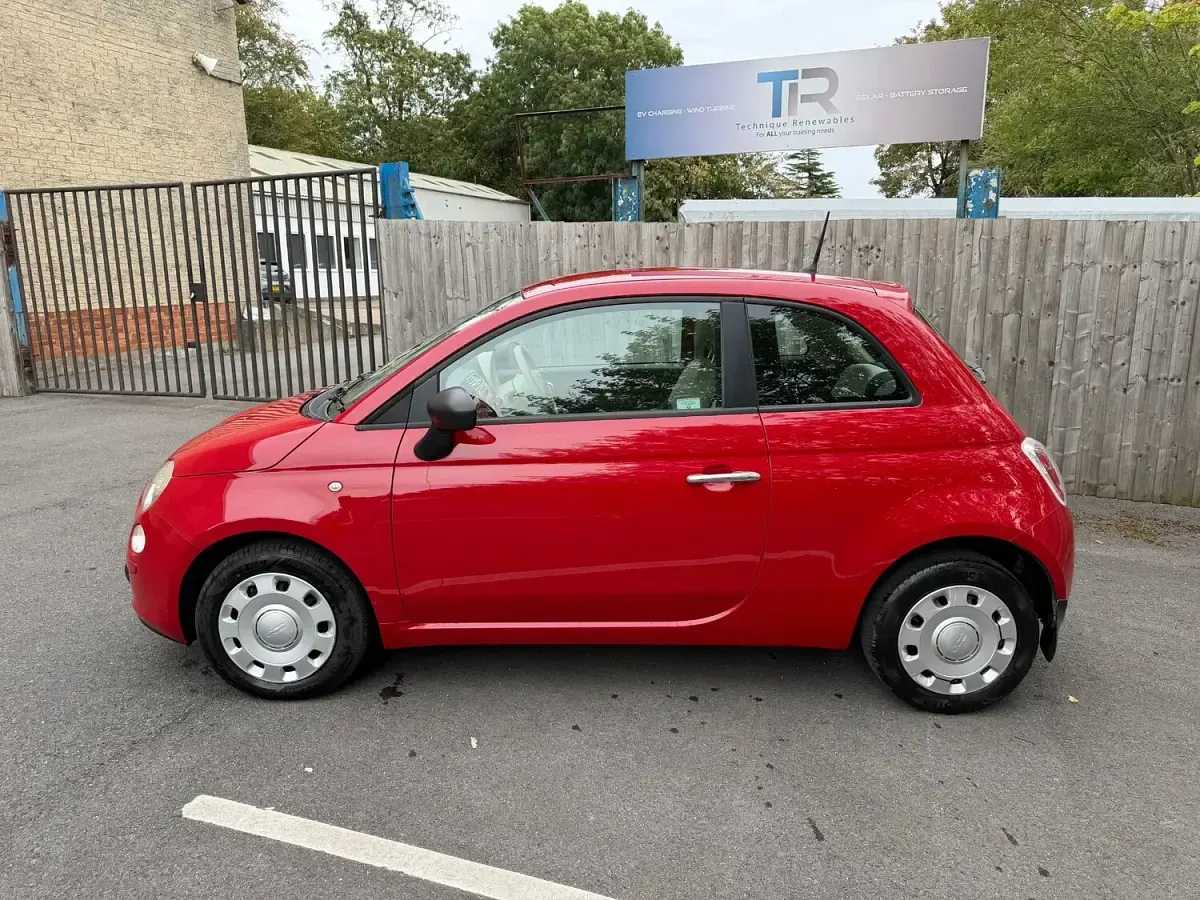 Used Fiat 500 Pop 69 HP (50 kW) 2014 Red Hatchback