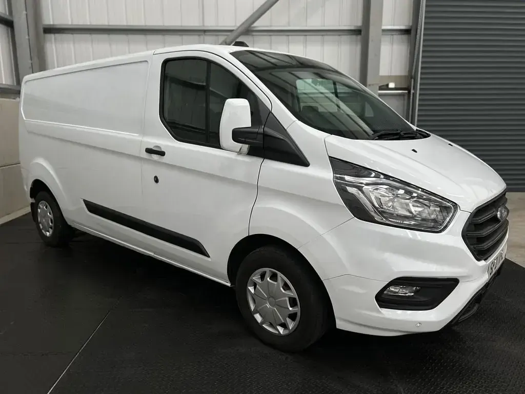 Begagnad Ford Transit Custom Trend 130 HK (95 kW) 2021 Vit Van