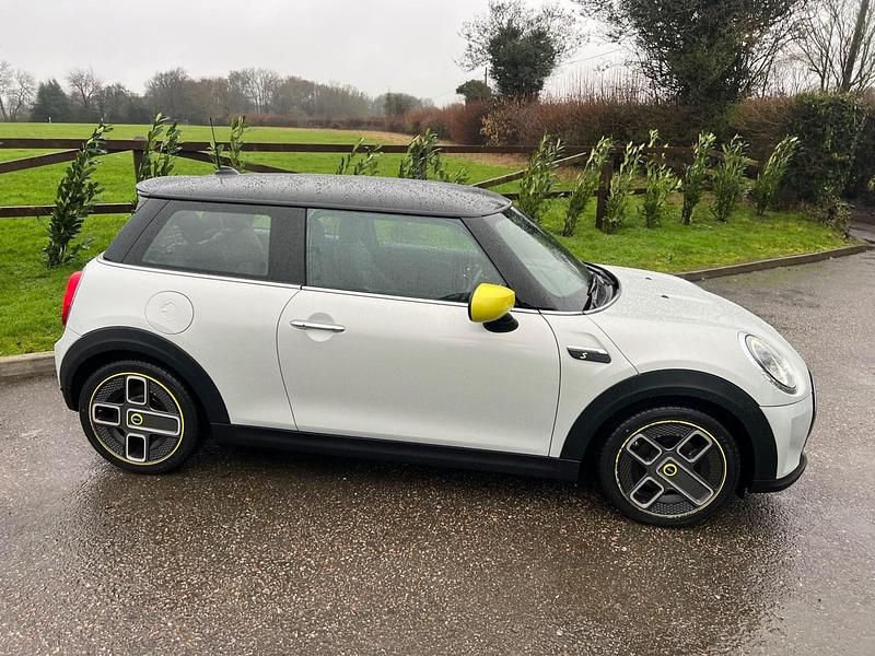 Used Mini Cooper SE Level 2 135 kW (184 HP) 2021 Silver Hatchback