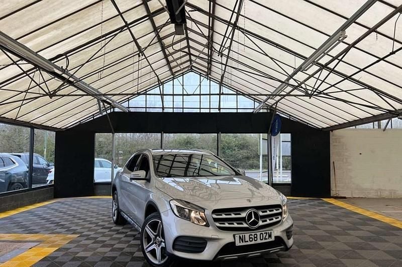 Used Mercedes GLA220 AMG line 2018 Silver SUV