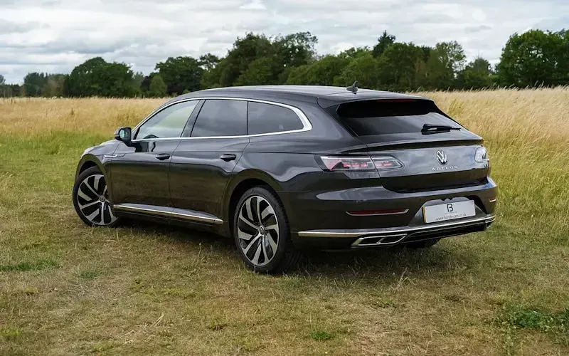 Used VW Arteon R-line 190 HP (139 kW) 2024 Estate