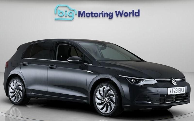 Used 2023 VW Golf VIII Edition Hatchback | £16,400 (Fair price) - Image 1/4