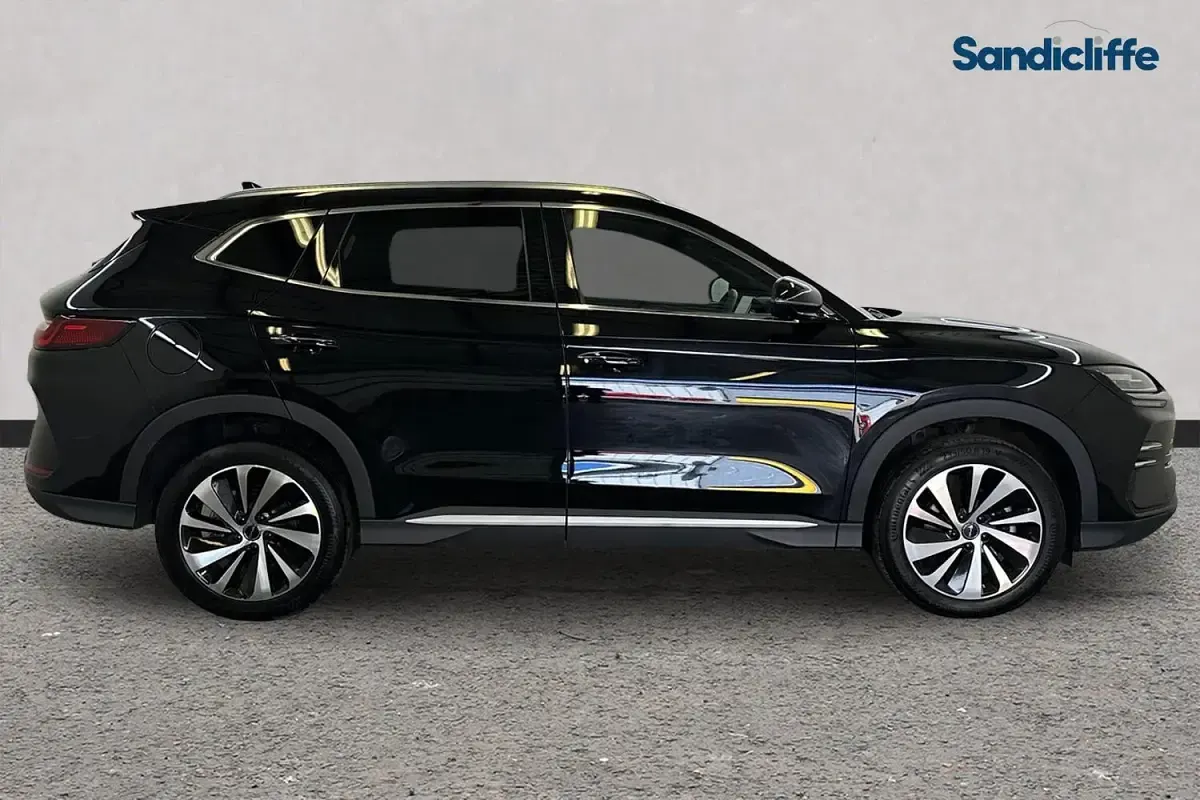 Used BYD Seal U 324 HP (238 kW) 2025 Black SUV