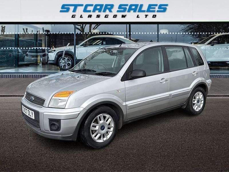 Used Ford Fusion Zetec 99 HP (72 kW) 2007 Silver Hatchback