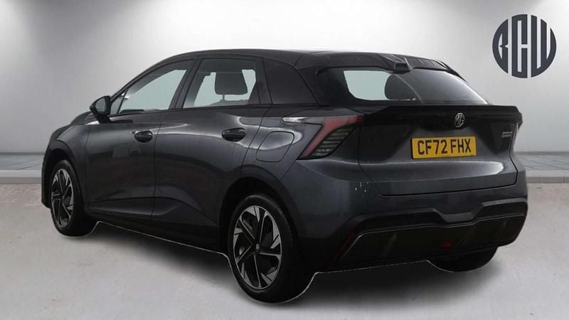 Used MG MG4 EV SE 2023 Grey Hatchback