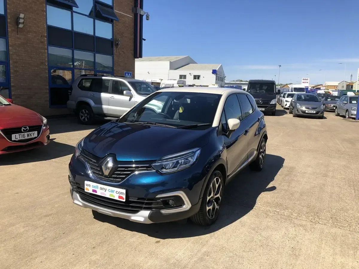 Used Renault Captur Signature 90 HP (66 kW) 2018 Blue SUV