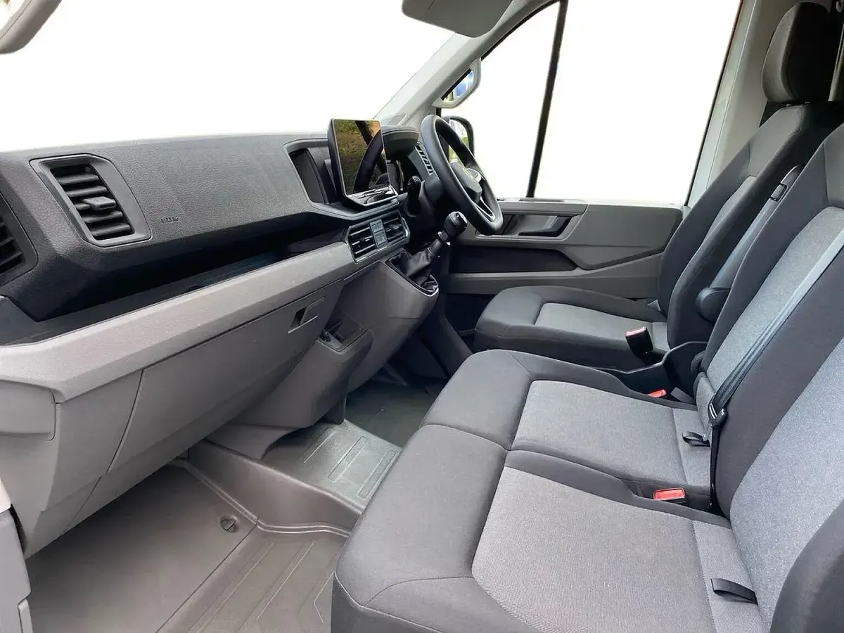 Used VW Crafter 140 HP (102 kW) 2025 White Van