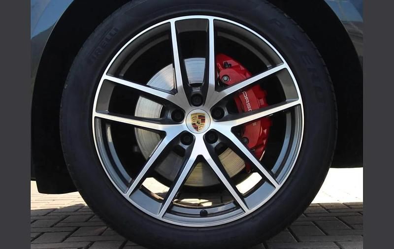 Used Porsche Macan S 374 HP (275 kW) 2023 Grey SUV