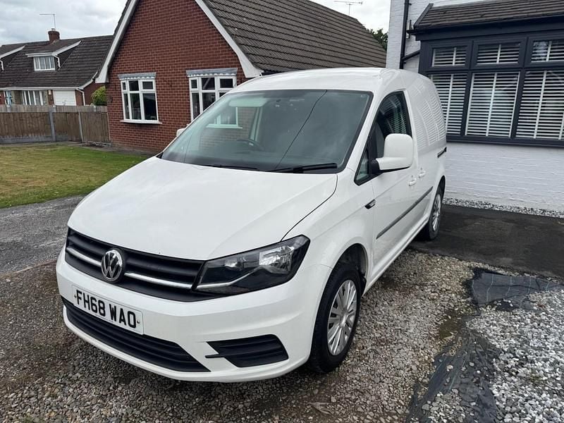 Used VW Caddy Trendline 102 HP (75 kW) 2019 White MPV