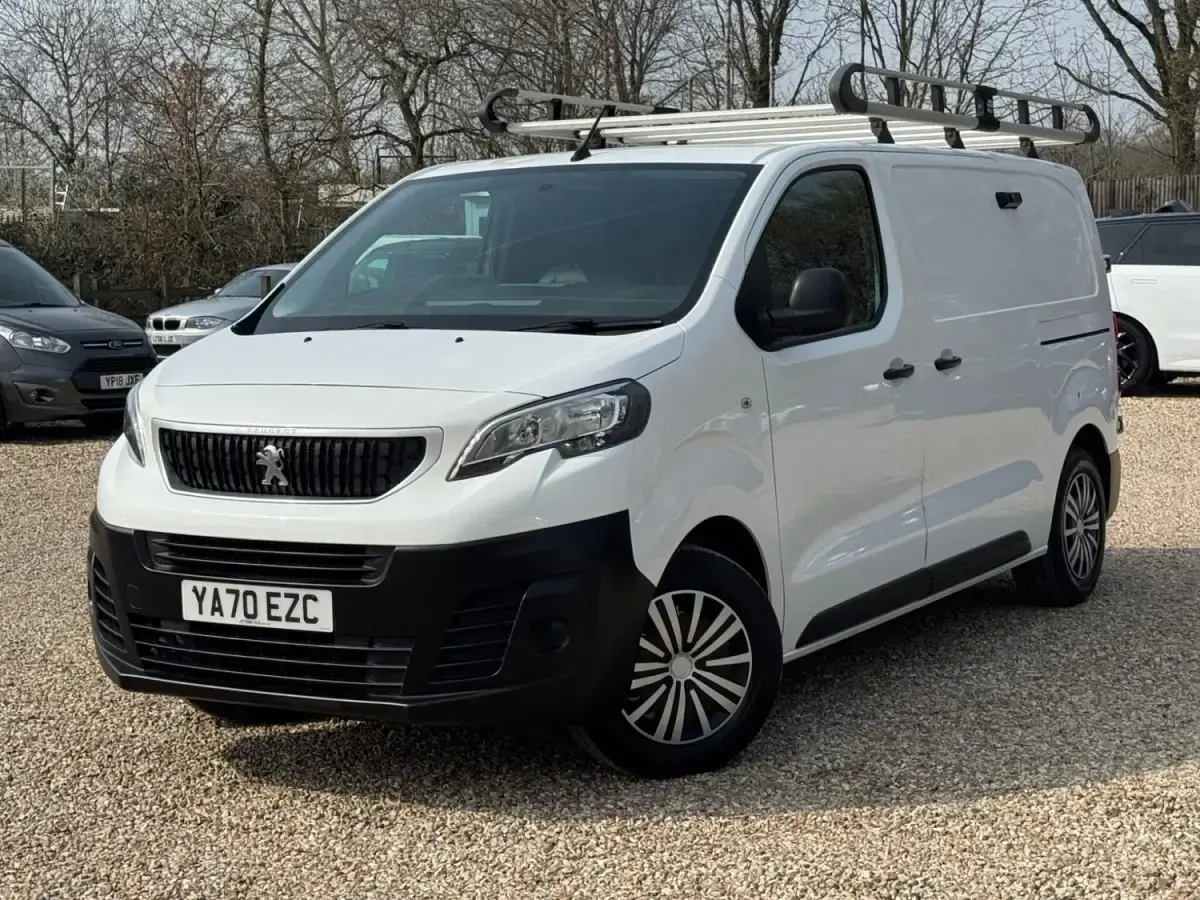 Gebraucht Peugeot Expert S 2021 Weiß Van