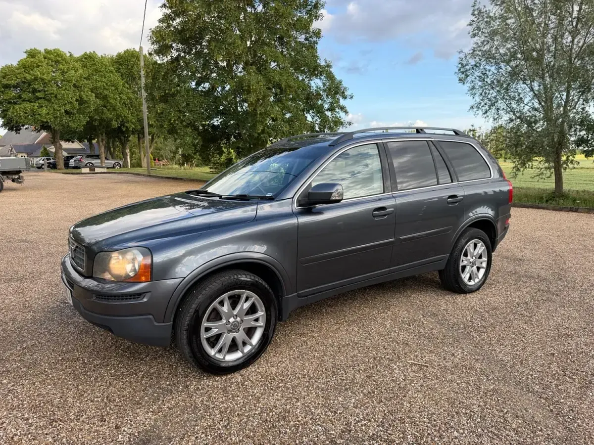 Used Volvo XC90 SE 182 HP (133 kW) 2008 Grey SUV