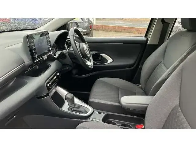 Used Toyota Yaris Hybrid 113 HP (83 kW) 2023 Other Hatchback