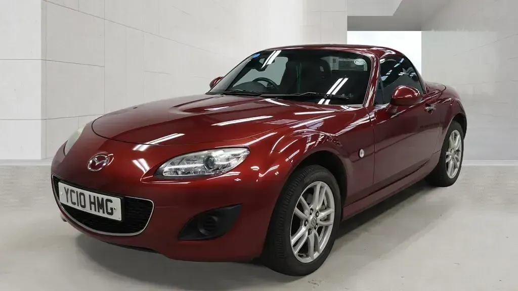Used Mazda MX5 126 HP (92 kW) 2010 Red Cabriolet