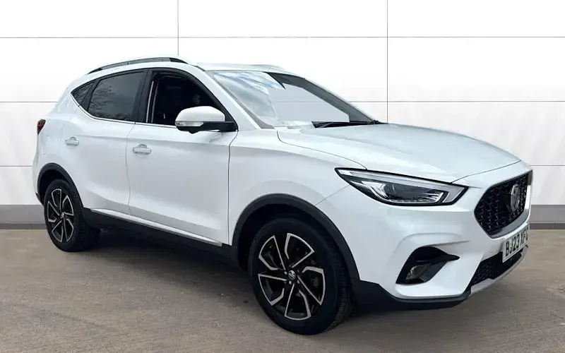 Usado MG ZS Exclusive 111 HP (81 kW) 2023 SUV