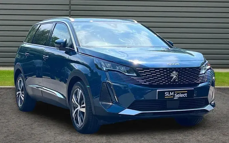Used Peugeot 5008 Allure 131 HP (96 kW) 2022 SUV