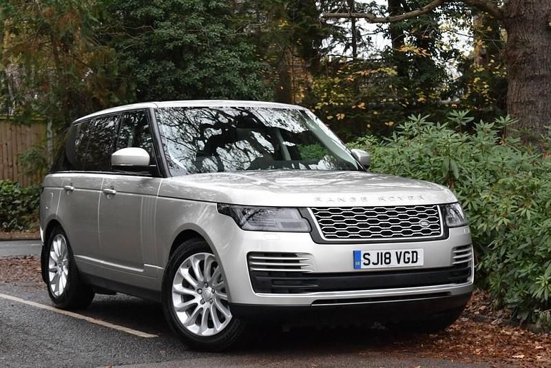 Gold Used 2018 Land Rover Range Rover Vogue SUV | £28,990 (Fair price) - Image 1/4