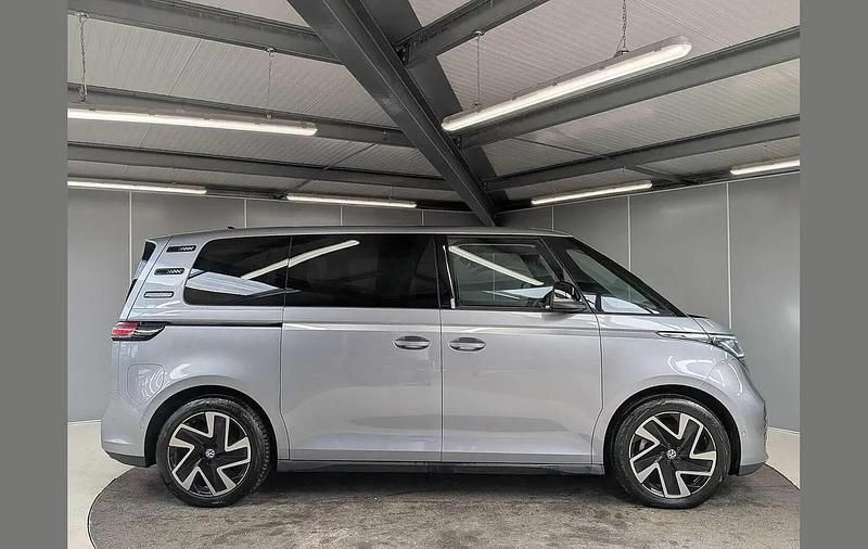 Used VW ID. Buzz Pro 147 kW (200 HP) 2024 Silver MPV