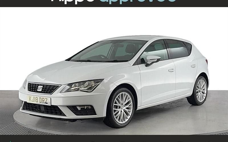 White Used 2018 Seat Leon SE Dynamic Hatchback | £10,480 (Fair price) - Image 1/4