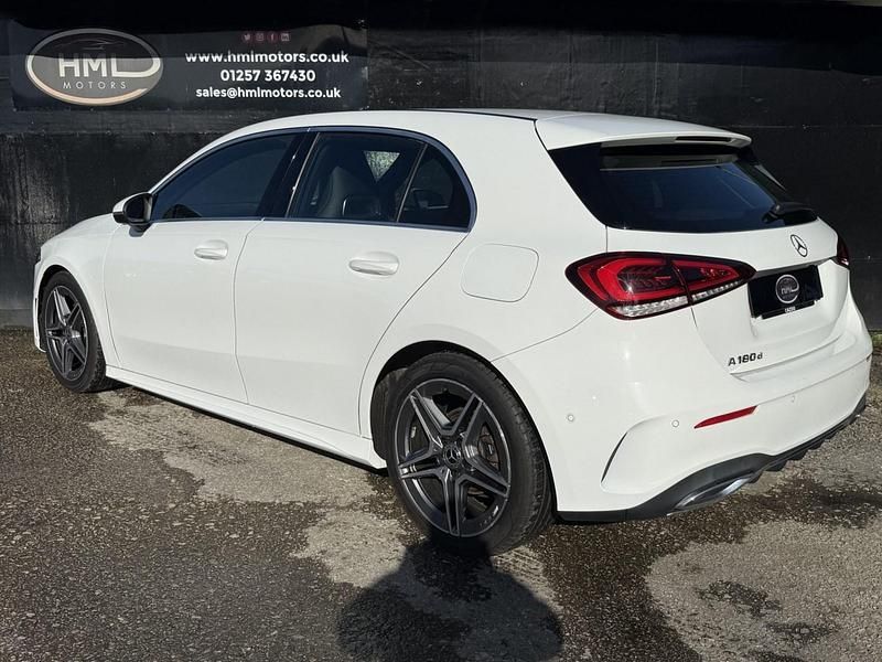 Used Mercedes A180 AMG line 116 HP (85 kW) 2018 White Hatchback