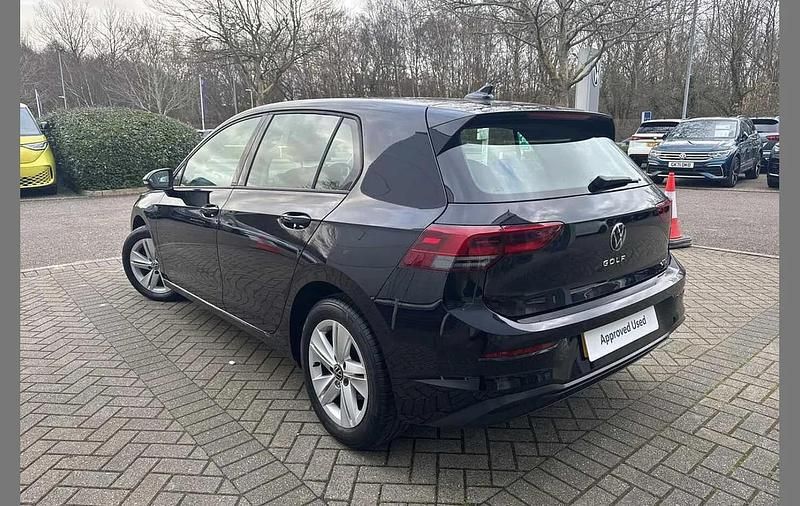 Used VW Golf VIII Life 147 HP (108 kW) 2024 Black Hatchback