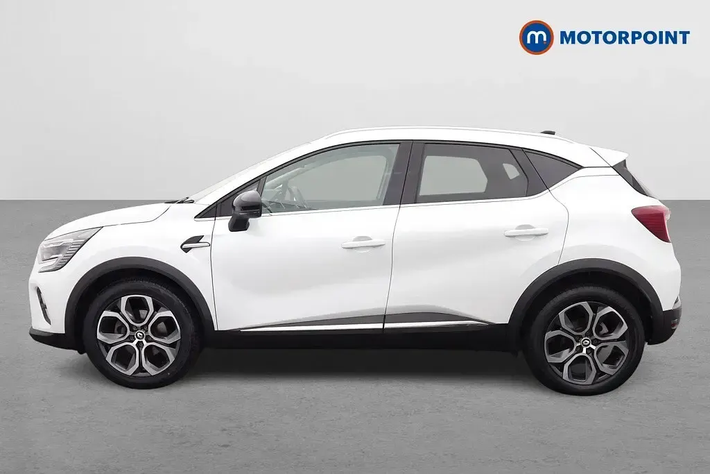 Used Renault Captur Techno 143 HP (105 kW) 2023 White SUV