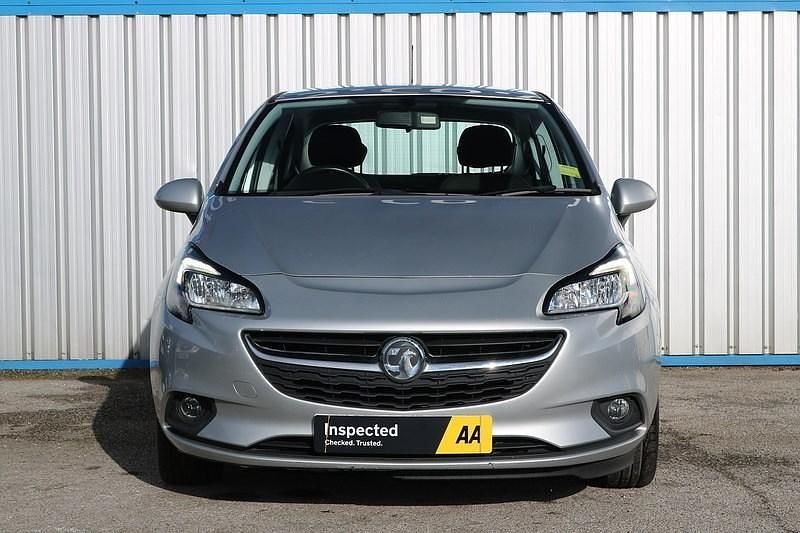 Used Vauxhall Corsa Design Edition 90 HP (66 kW) 2018 Silver Hatchback