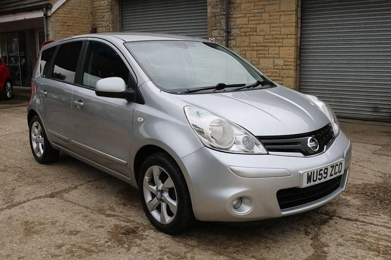 Used Nissan Note Tekna 2009 Silver Hatchback
