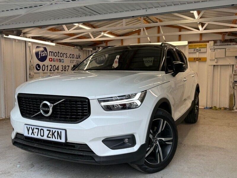 White Used 2020 Volvo XC40 R-Design SUV | £19,788 - Image 1/3