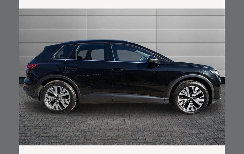 Used Audi Q4 e-tron Sport 150 kW (204 HP) 2023 Black SUV