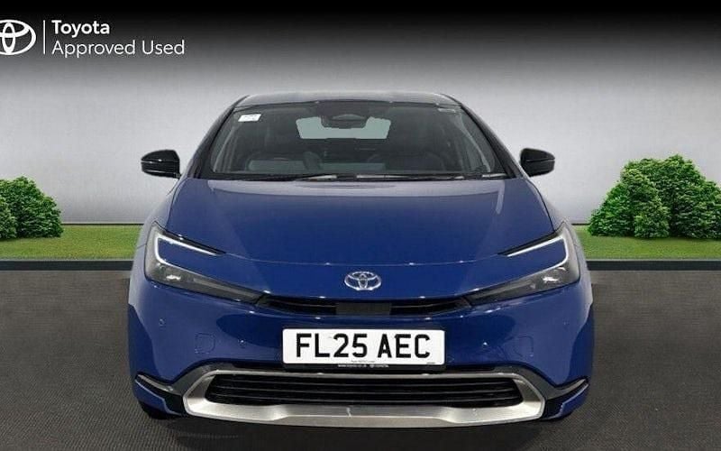 Used Toyota Prius 223 HP (164 kW) 2025 Blue Hatchback