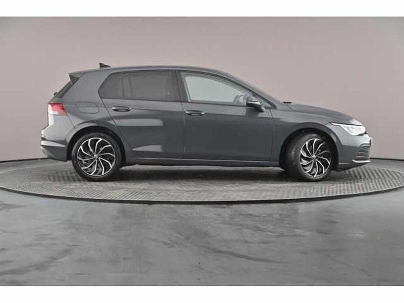 Used VW Golf VIII 150 HP (110 kW) 2024