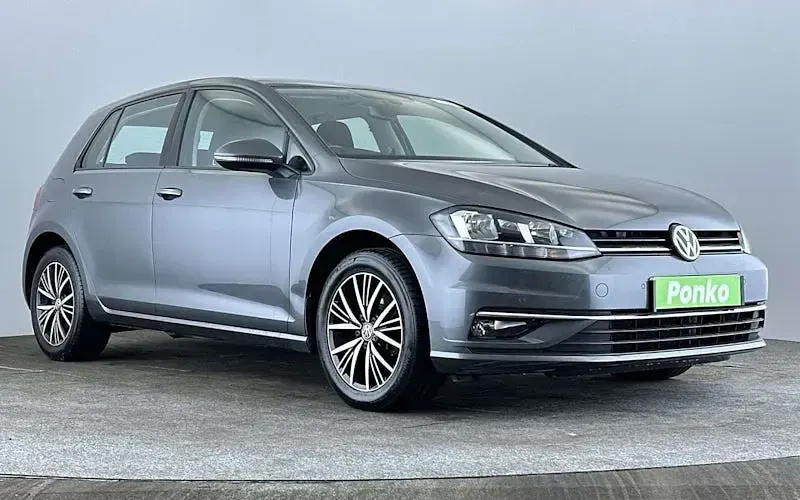 Used VW Golf VII SE 125 HP (91 kW) 2017 Hatchback