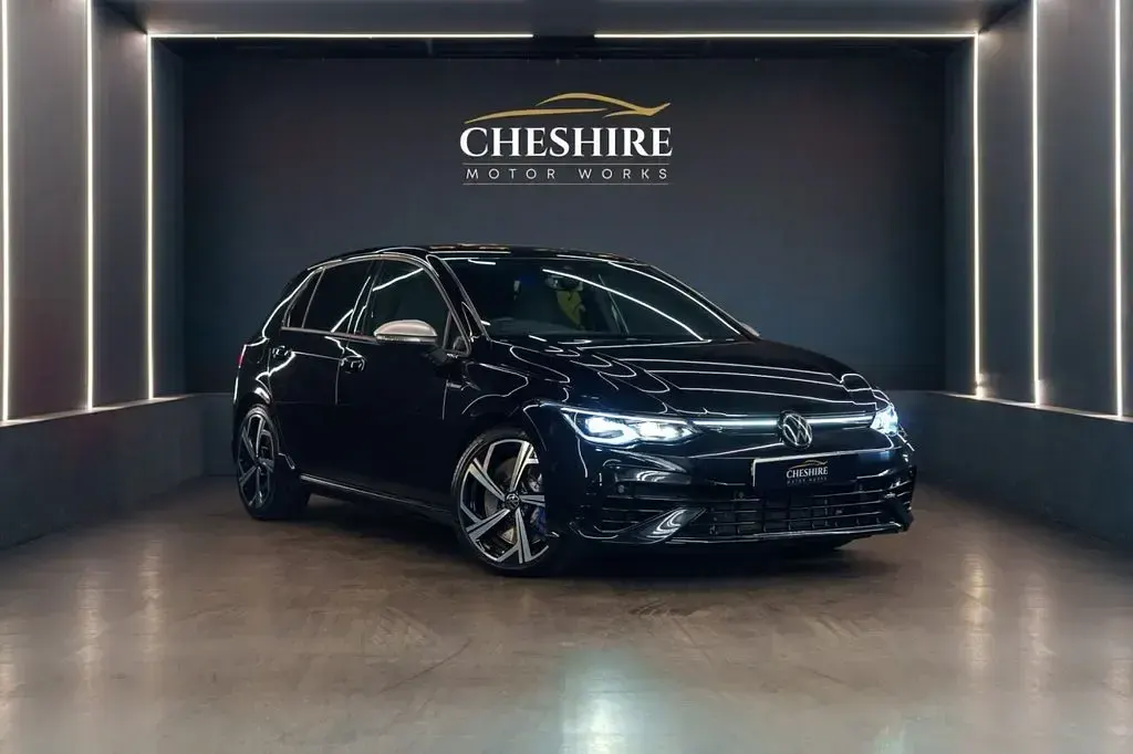 Used VW Golf VII R 320 HP (235 kW) 2021 Black Hatchback