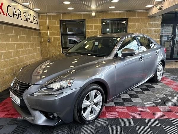 Used Lexus IS300h 223 HP (164 kW) 2013 Grey Sedan