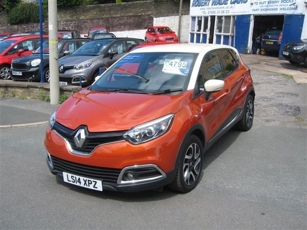 Orange cream Used 2014 Renault Captur SUV | £4,795 (Fair price) - Image 1/1