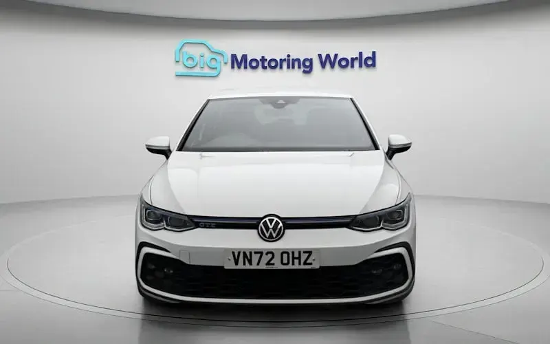 Used VW Golf VIII GTE 245 HP (180 kW) 2024 Hatchback