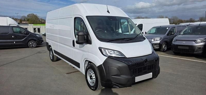 Nouă Peugeot Boxer S 138 CP (101 kW) 2026 Alb Van