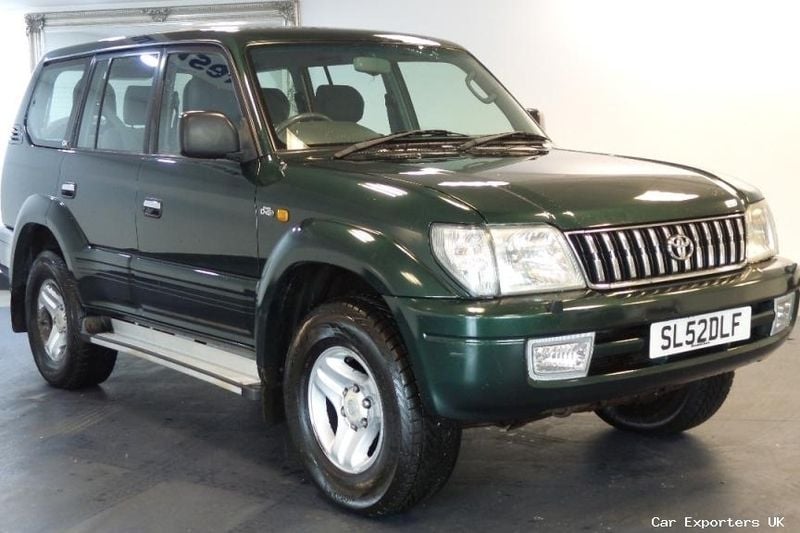 Used Toyota Land Cruiser 161 HP (118 kW) 2002 SUV