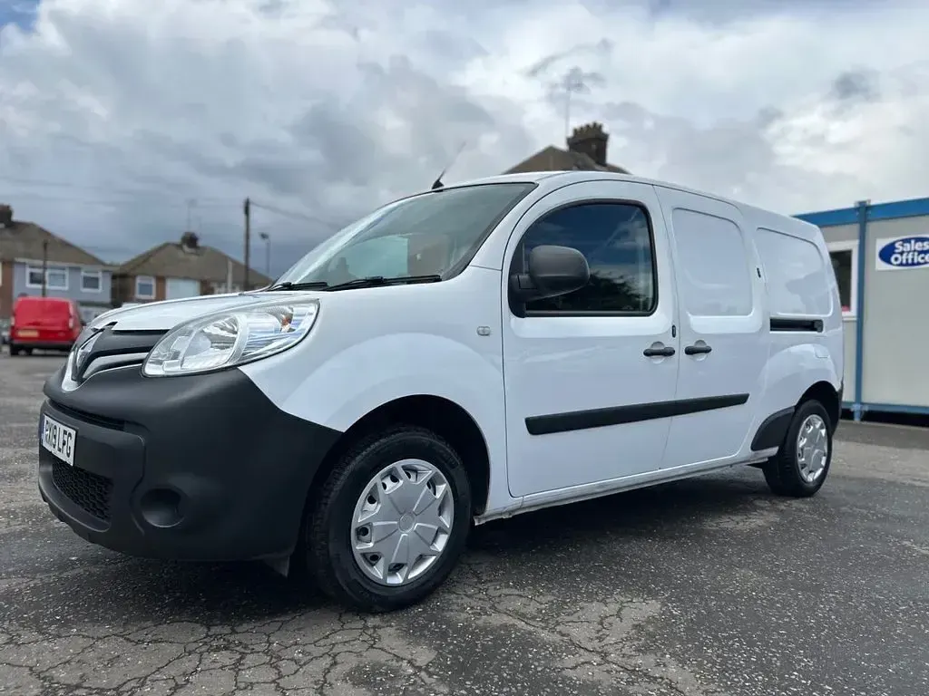 Begagnad Renault Kangoo Business 2019 Vit Minibuss
