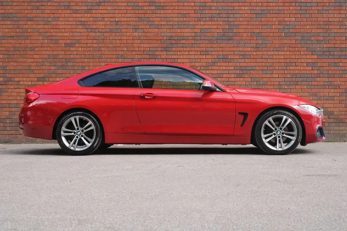 Used BMW 420 Sport Line 190 HP (139 kW) 2016 Red Coupe