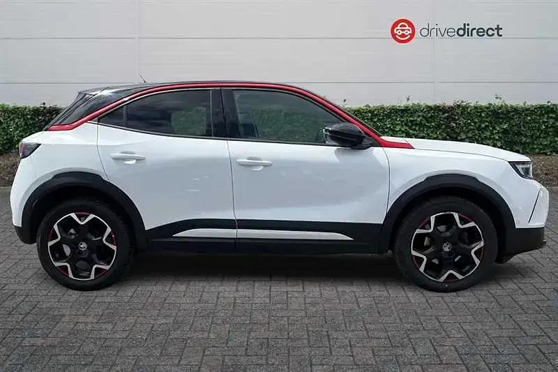 Used Vauxhall Mokka GS Line 130 HP (95 kW) 2023 White SUV