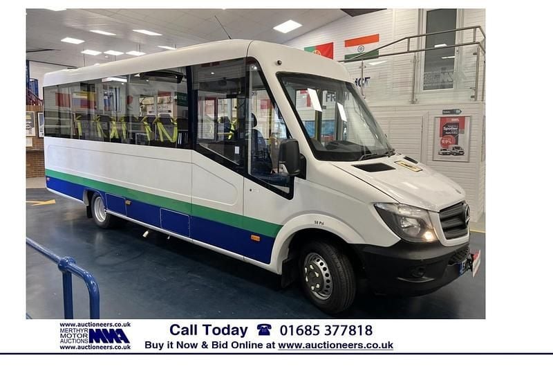 Used Mercedes Sprinter 130 HP (95 kW) 2015 White