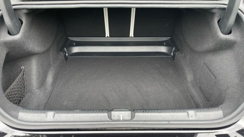 Image 4/4